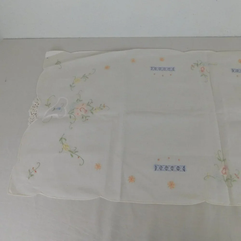 Hand Embroidered Table Runner Cloth Rectangle Floral White 35